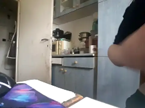 D Marinna online show from January 28, 9:08 am