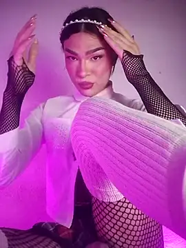 Victor-and-shelly online show from April 12, 11:59 am