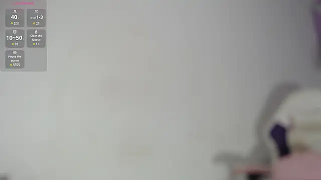 Snapshot of missleina-69 chatting on February 18, 8:03 pm missleina-69 online show from February 18, 8:03 pm