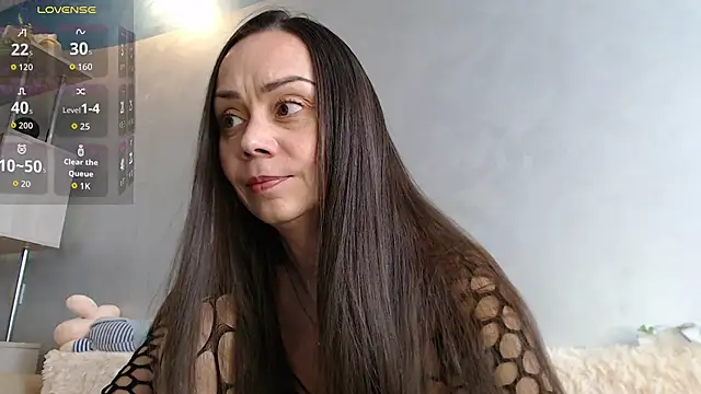 Snapshot of Fire_Sally chatting on May 5, 10:34 am Fire Sally online show from May 5, 10:34 am