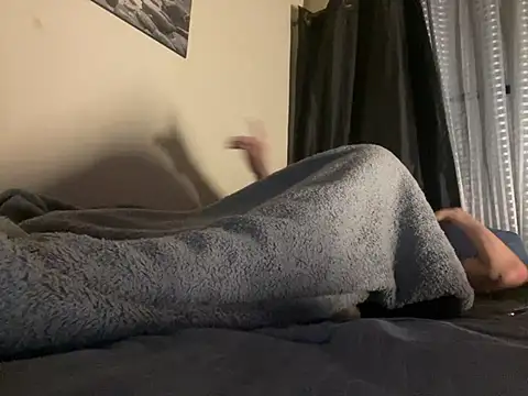 hotraillX online show from January 11, 9:15 am