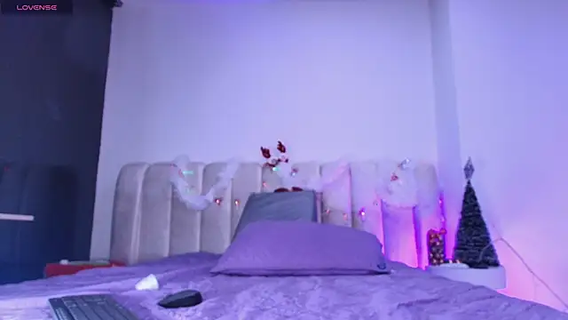  sex mia online show from December 15, 7:40 pm