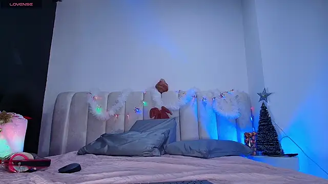  sex mia online show from December 17, 7:20 pm