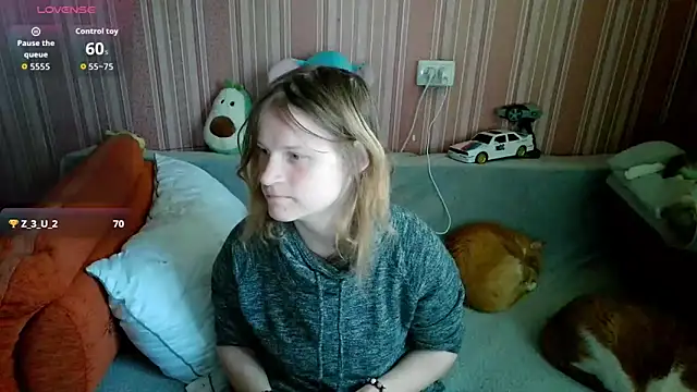 Kathlyn  Heath online show from April 10, 3:28 pm