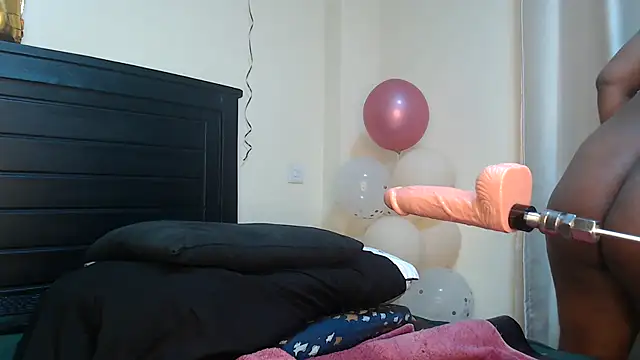 NIKKIE LOVE online show from January 27, 9:02 am