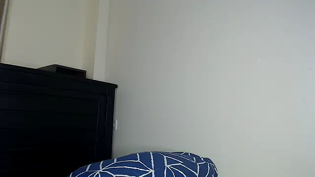 NIKKIE LOVE online show from March 30, 7:31 am