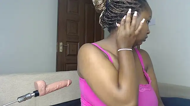 Snapshot of NIKKIE_LOVE chatting on June 18, 9:14 am NIKKIE LOVE online show from June 18, 9:14 am
