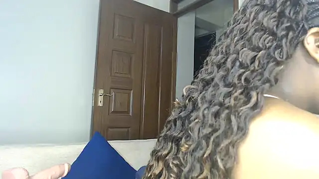 Snapshot of NIKKIE_LOVE chatting on July 23, 2:20 am NIKKIE LOVE online show from July 23, 2:20 am