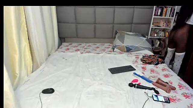 suhaila suus online show from December 24, 11:55 pm