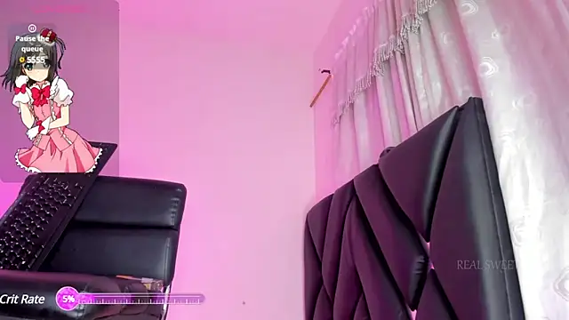 stephany doll  online show from January 26, 10:45 am