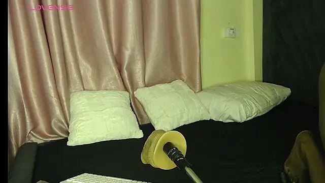 sexycabdy online show from December 14, 3:47 pm