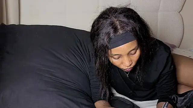Snapshot of sexycabdy chatting on July 20, 7:27 pm sexycabdy online show from July 20, 7:27 pm
