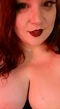 Snapshot of ddmoonlight69 chatting on February 14, 2:39 am ddmoonlight69 online show from February 14, 2:39 am