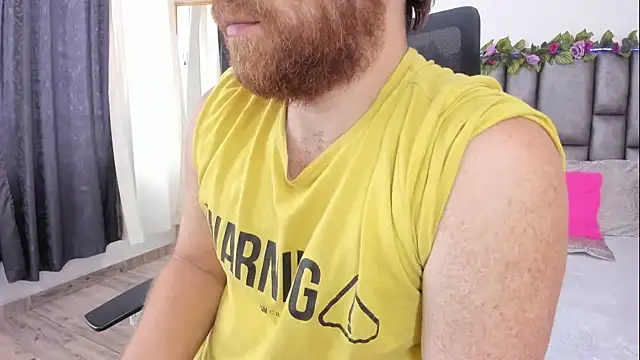 michacosio online show from April 15, 9:48 pm