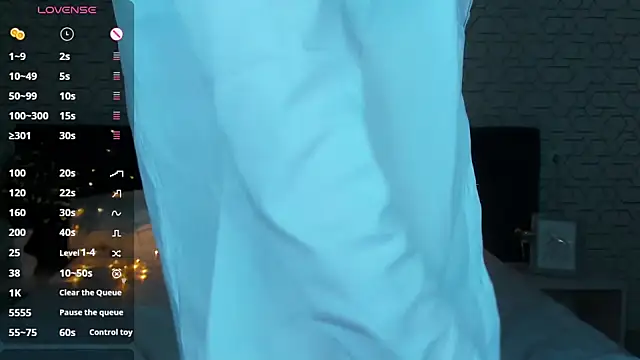 Snapshot of Linda_Bryant chatting on January 26, 3:27 am Linda Bryant online show from January 26, 3:27 am