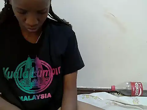 prettybeee online show from October 3, 2:14 pm