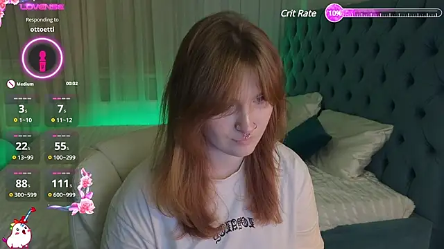 Snapshot of _Chlo__e chatting on January 30, 1:22 am Chlo e online show from January 30, 1:22 am