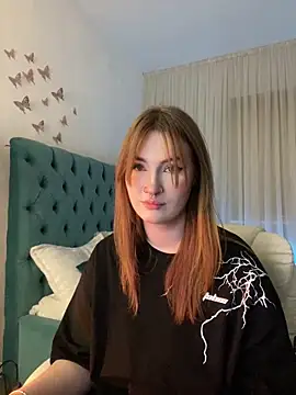 Snapshot of _Chlo__e chatting on February 16, 1:03 am Chlo e online show from February 16, 1:03 am