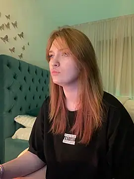 Snapshot of _Chlo__e chatting on February 28, 11:34 pm Chlo e online show from February 28, 11:34 pm