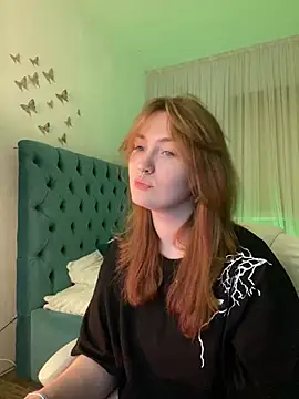 Snapshot of _Chlo__e chatting on March 6, 10:58 pm Chlo e online show from March 6, 10:58 pm