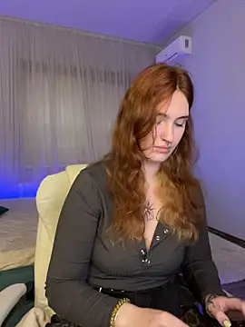 Snapshot of _Chlo__e chatting on November 8, 12:38 pm Chlo e online show from November 8, 12:38 pm