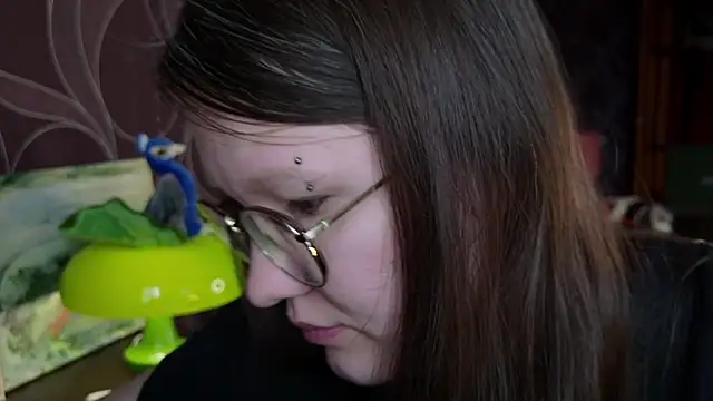 MiriamOr online show from March 13, 7:37 am