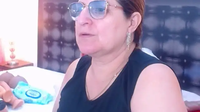 sandra 20 online show from November 19, 10:48 am