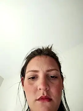 Snapshot of Mia_Hampton chatting on March 21, 5:45 pm Mia Hampton online show from March 21, 5:45 pm