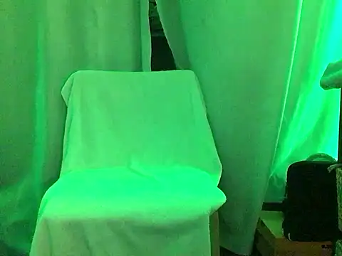 Randolphlancaster online show from March 13, 9:32 am