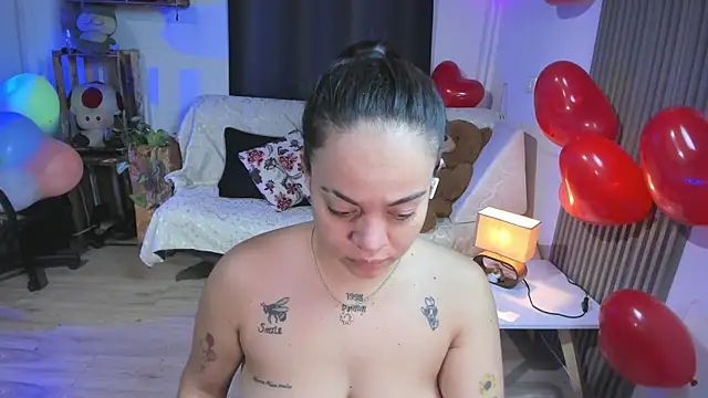 Cuttiealice online show from February 16, 12:43 pm