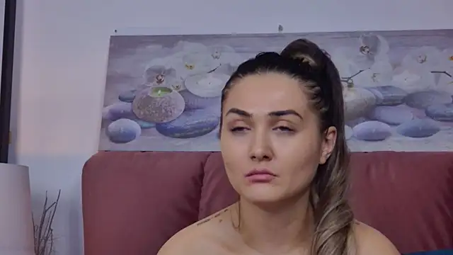 Snapshot of NicolLopeze chatting on February 23, 4:02 pm NicolLopeze online show from February 23, 4:02 pm