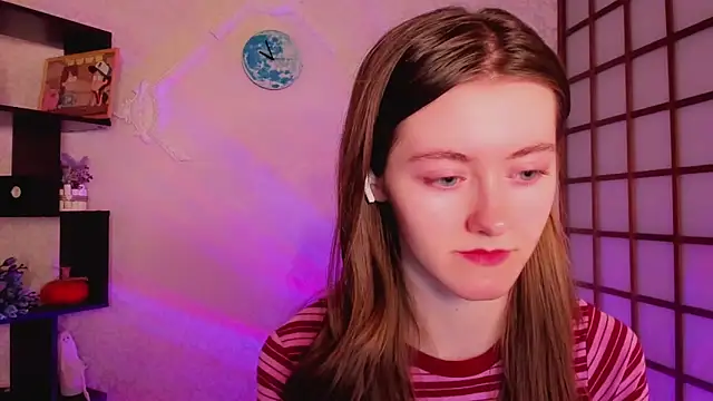 KateCuddle online show from December 11, 2:30 am