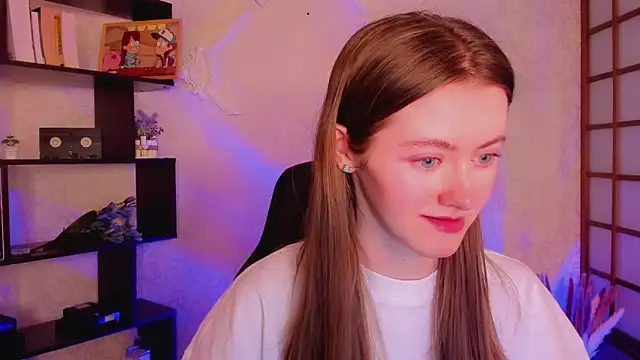 KateCuddle online show from January 14, 1:58 am