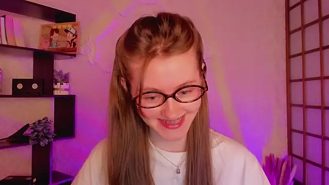 KateCuddle online show from January 23, 2:23 am