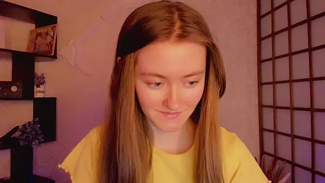 KateCuddle online show from February 18, 5:09 am