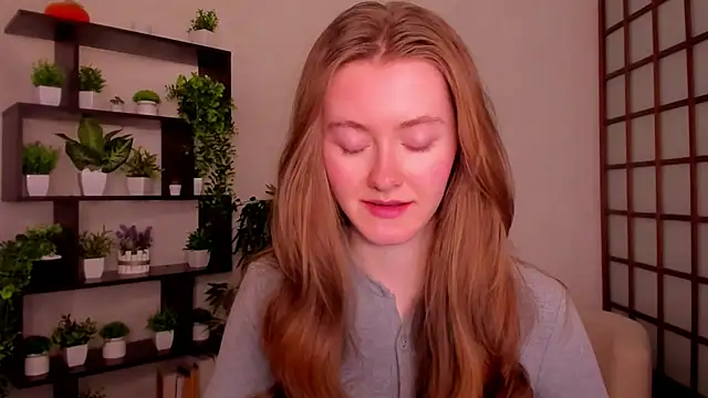 KateCuddle online show from October 7, 2:31 am