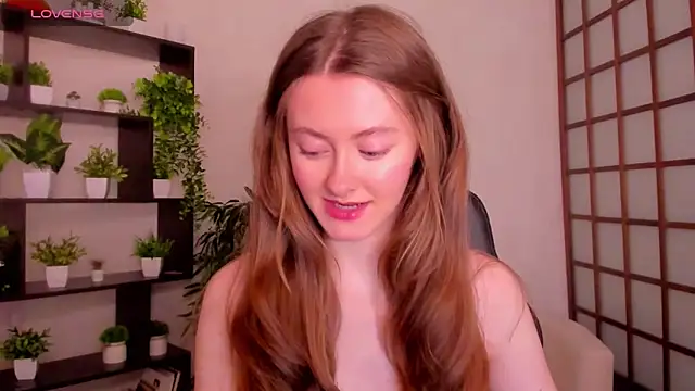 KateCuddle online show from November 28, 2:58 am