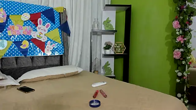 SHARICK GRECO online show from April 5, 12:13 pm