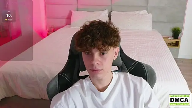 cute thomas online show from January 23, 6:45 pm