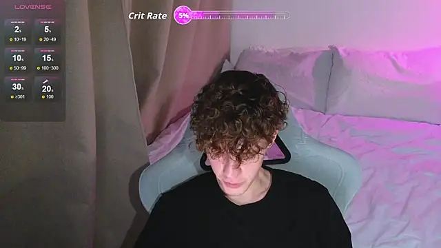 cute thomas online show from April 22, 8:10 pm