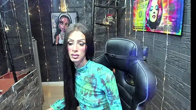 kissingdevil online show from March 4, 8:37 pm