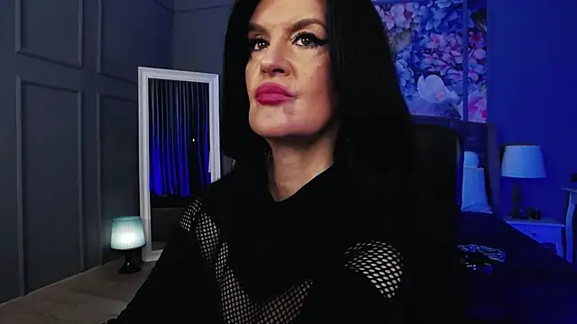 Snapshot of DomMelissaW chatting on December 16, 10:48 pm DomMelissaW online show from December 16, 10:48 pm