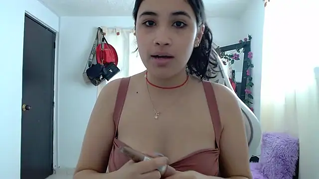 Snapshot of InocentHeaven1 chatting on December 23, 12:41 pm InocentHeaven1 online show from December 23, 12:41 pm