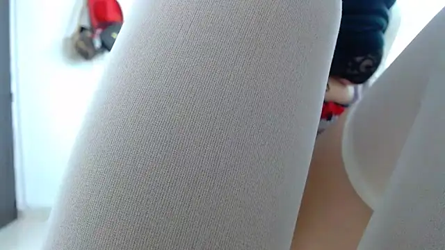 Snapshot of InocentHeaven1 chatting on December 24, 2:54 pm InocentHeaven1 online show from December 24, 2:54 pm