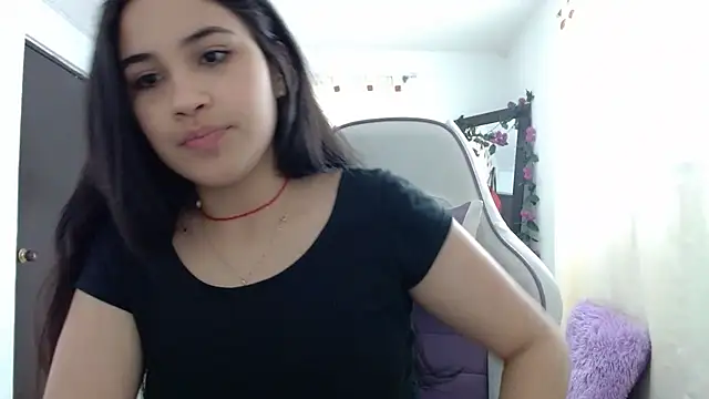 Snapshot of InocentHeaven1 chatting on December 25, 1:19 pm InocentHeaven1 online show from December 25, 1:19 pm