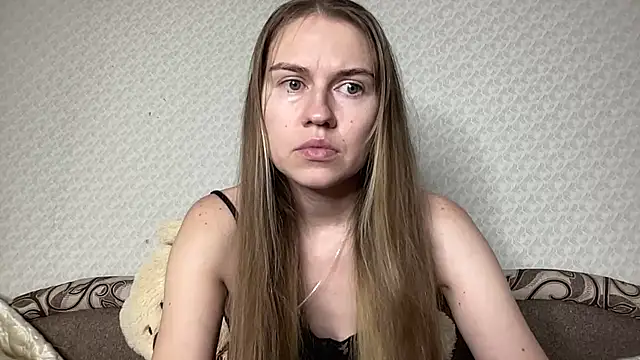 Snapshot of dream_alexa chatting on January 3, 2:40 pm dream alexa online show from January 3, 2:40 pm