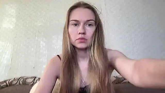 Snapshot of dream_alexa chatting on January 5, 11:37 am dream alexa online show from January 5, 11:37 am