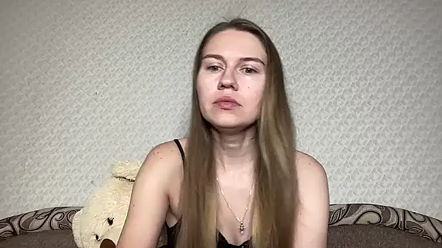 Snapshot of dream_alexa chatting on January 15, 2:27 am dream alexa online show from January 15, 2:27 am
