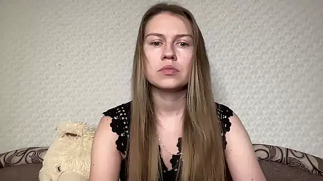 Snapshot of dream_alexa chatting on February 12, 1:37 pm dream alexa online show from February 12, 1:37 pm