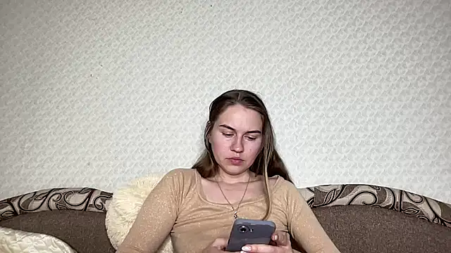 Snapshot of dream_alexa chatting on March 18, 3:42 am dream alexa online show from March 18, 3:42 am